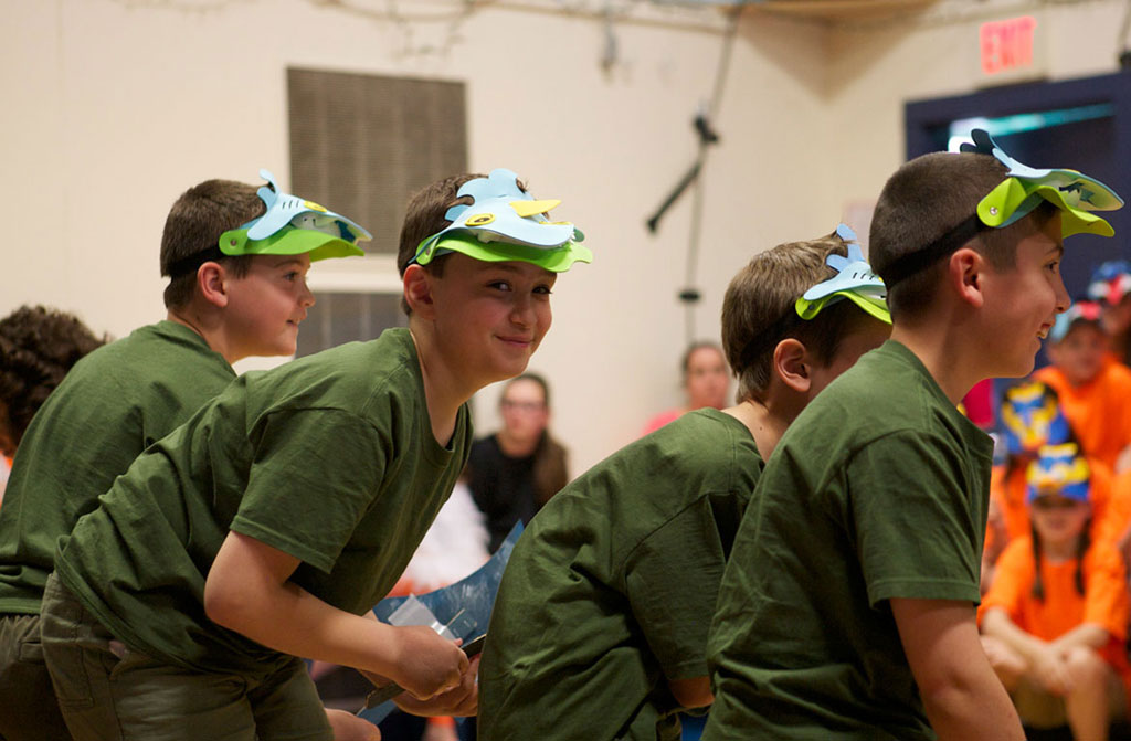 grade 5 students acting for drama club